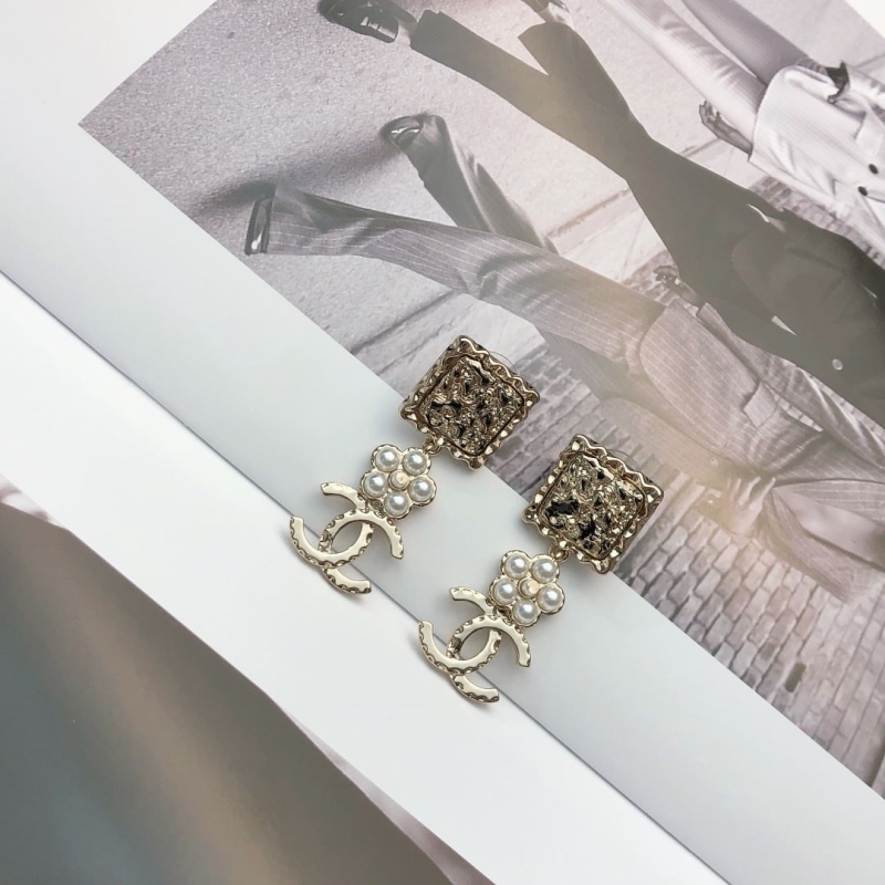 Ch**el earrings